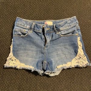 Girls SO Lace Jean Shorts Size 12